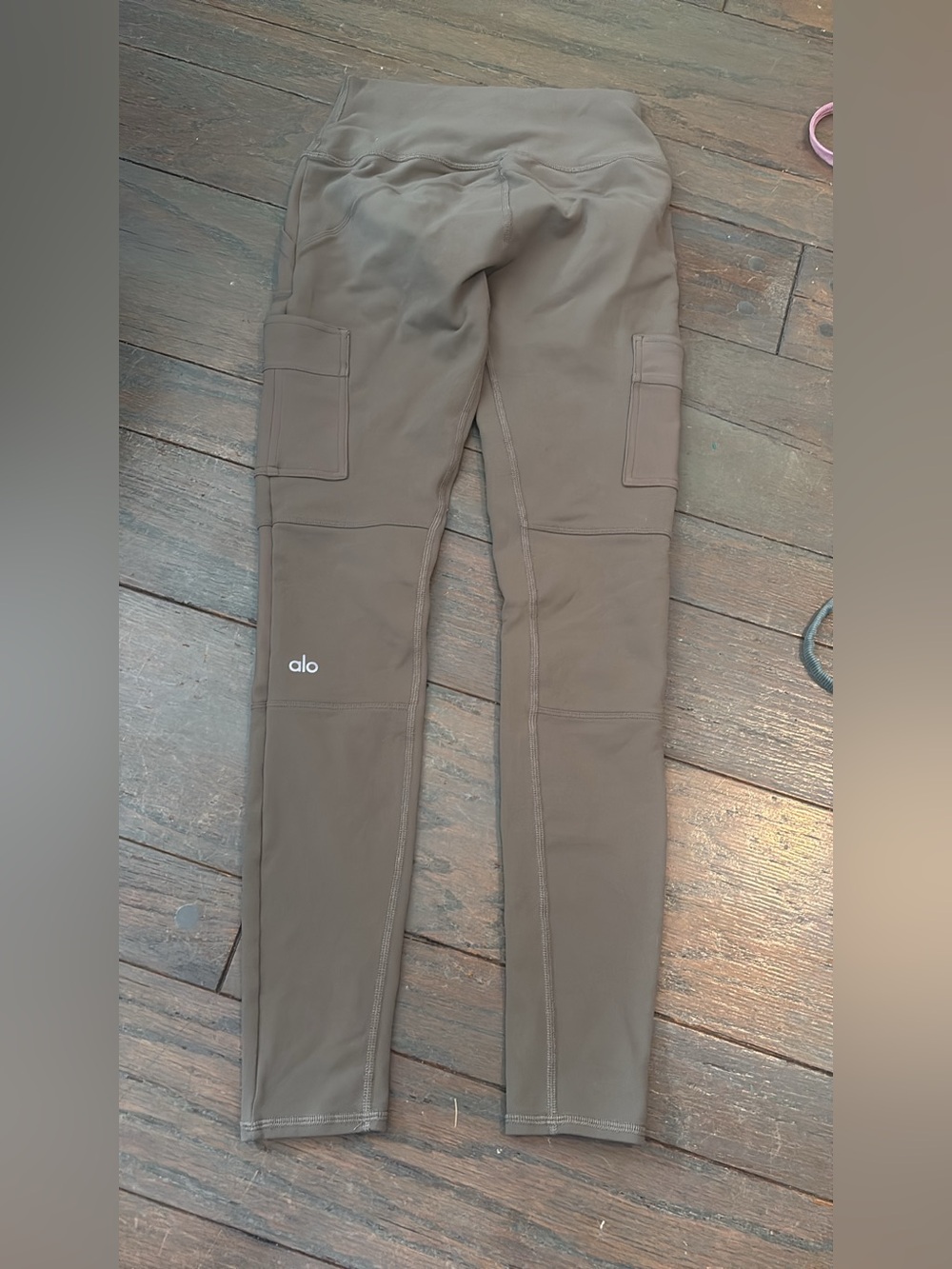 ALO Yoga Olive Brown Cargo Leggings Size XS Athletic Activewear Pilates